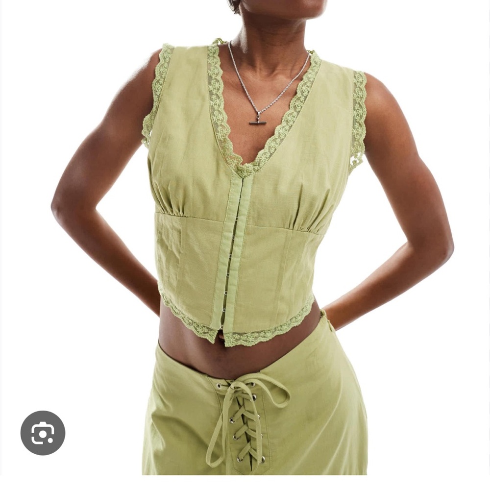 Bailey Rose yellow top